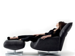 Edra Chiara Lounge Chair Inkl. Skammel - Sort PLX Læder